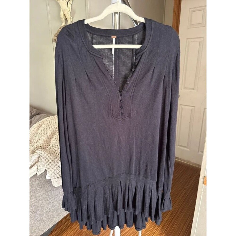 Free People black pleated long sleeve above knee dress